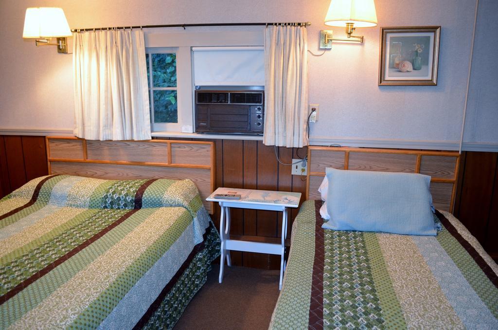 Chamber Lane Motel Round Lake Szoba fotó