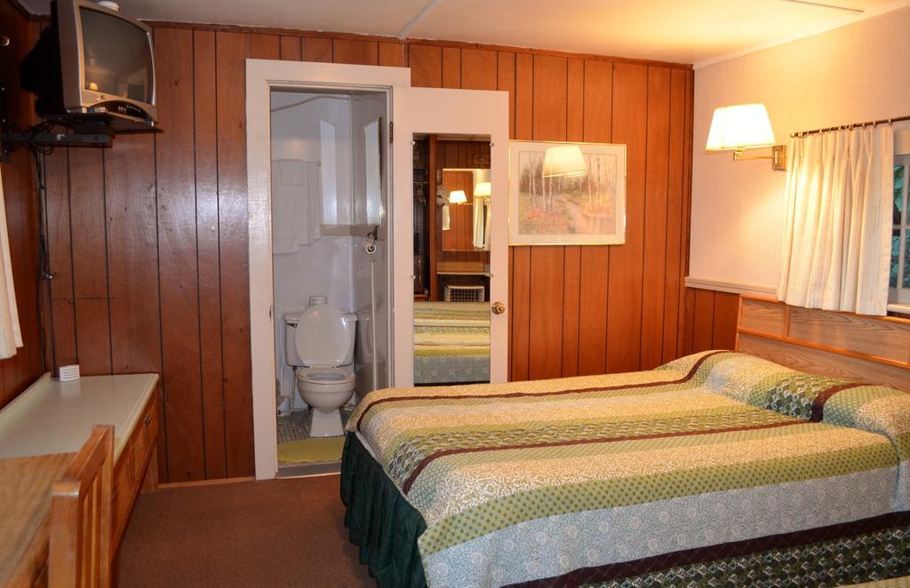 Chamber Lane Motel Round Lake Szoba fotó