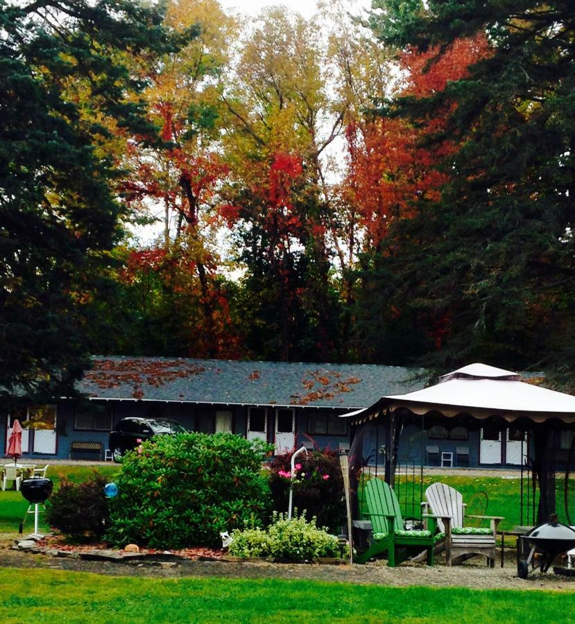 Chamber Lane Motel Round Lake Kültér fotó